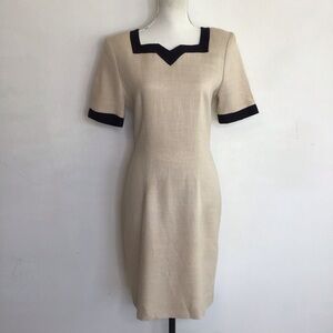 Jacqueline Ferrar Vintage Women Cream Black Trim Sheath Dress Square Neck 4
